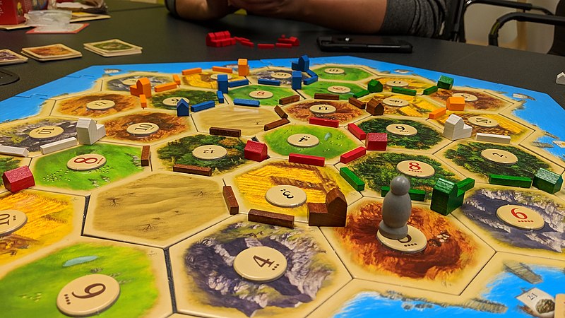 how to win at catan endgame